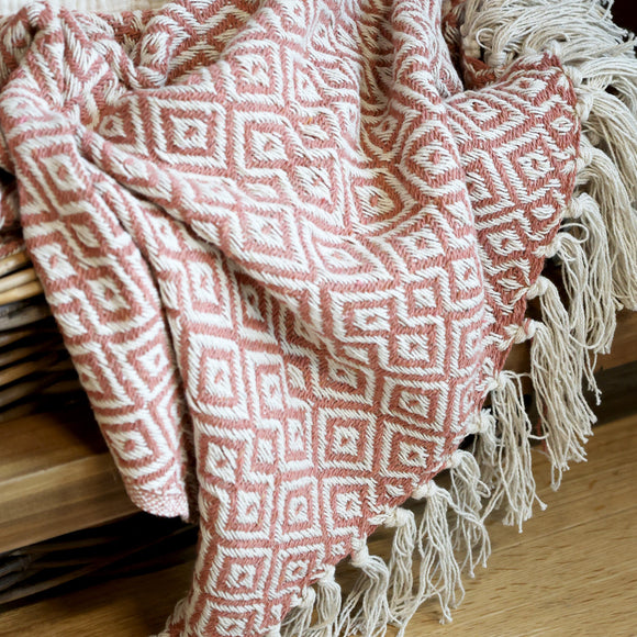 Recycled Cotton Throw in Diamond Rose