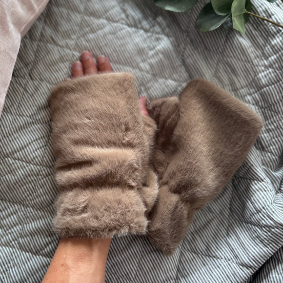 Faux Fur Fingerless Mittens - Mocha