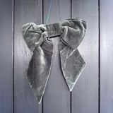 Velvet Door Bow in Green