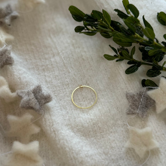 Brass Wire Circle Necklace