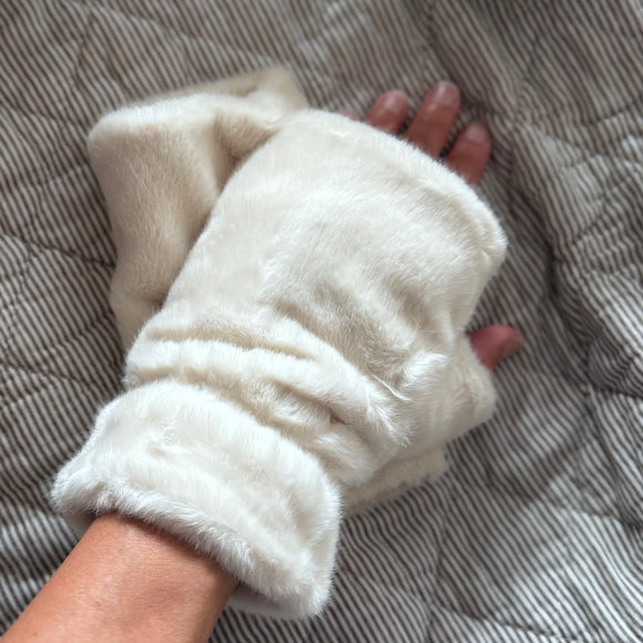Faux Fur Fingerless Mittens - Cream