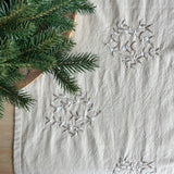 Cotton Table Runner with Mistletoe Design