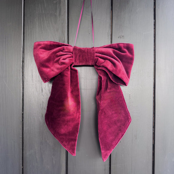 Velvet Door Bow in Berry