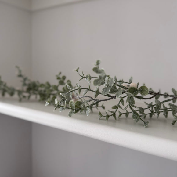White Berry Garland