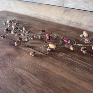 Acorn and Fir Cone Garland