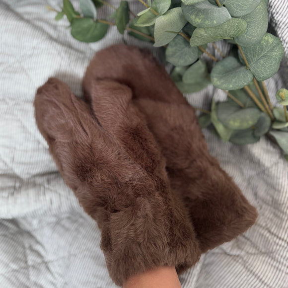 Faux Fur Mittens - Mocha