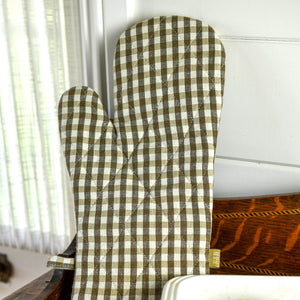Gingham Oven Glove in Earth