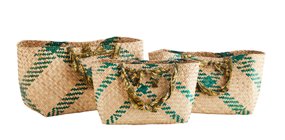 Seagrass Basket with Cotton Handle in Green
