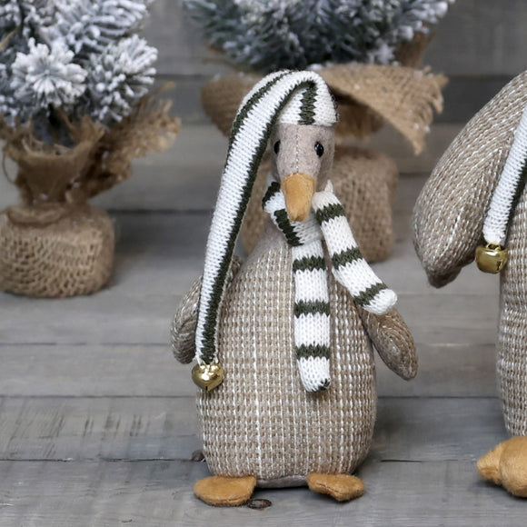 Gustav Goose in Linen