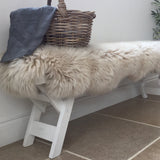 Close-up of the wool texture on the Oyster midi sheepskin rug