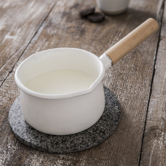 Enamel Milk Pan in Warm White